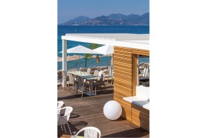 Rivestimento in legno di CEDRO ROSSO CANADESE Cannes 2015