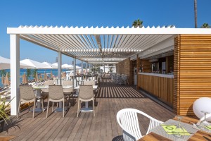 Rivestimento in legno di CEDRO ROSSO CANADESE Cannes 2015